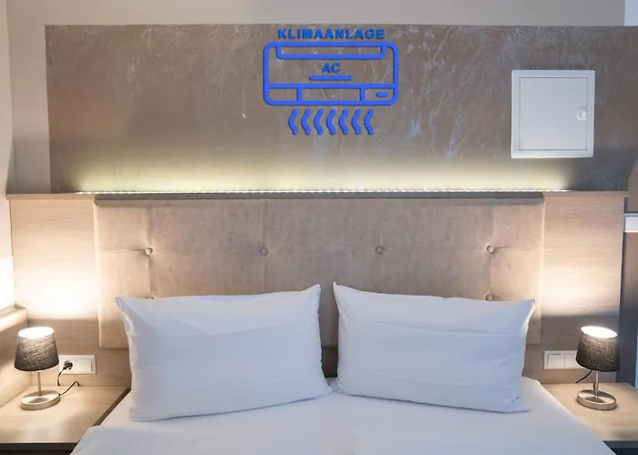Alpha & Omega Hotel