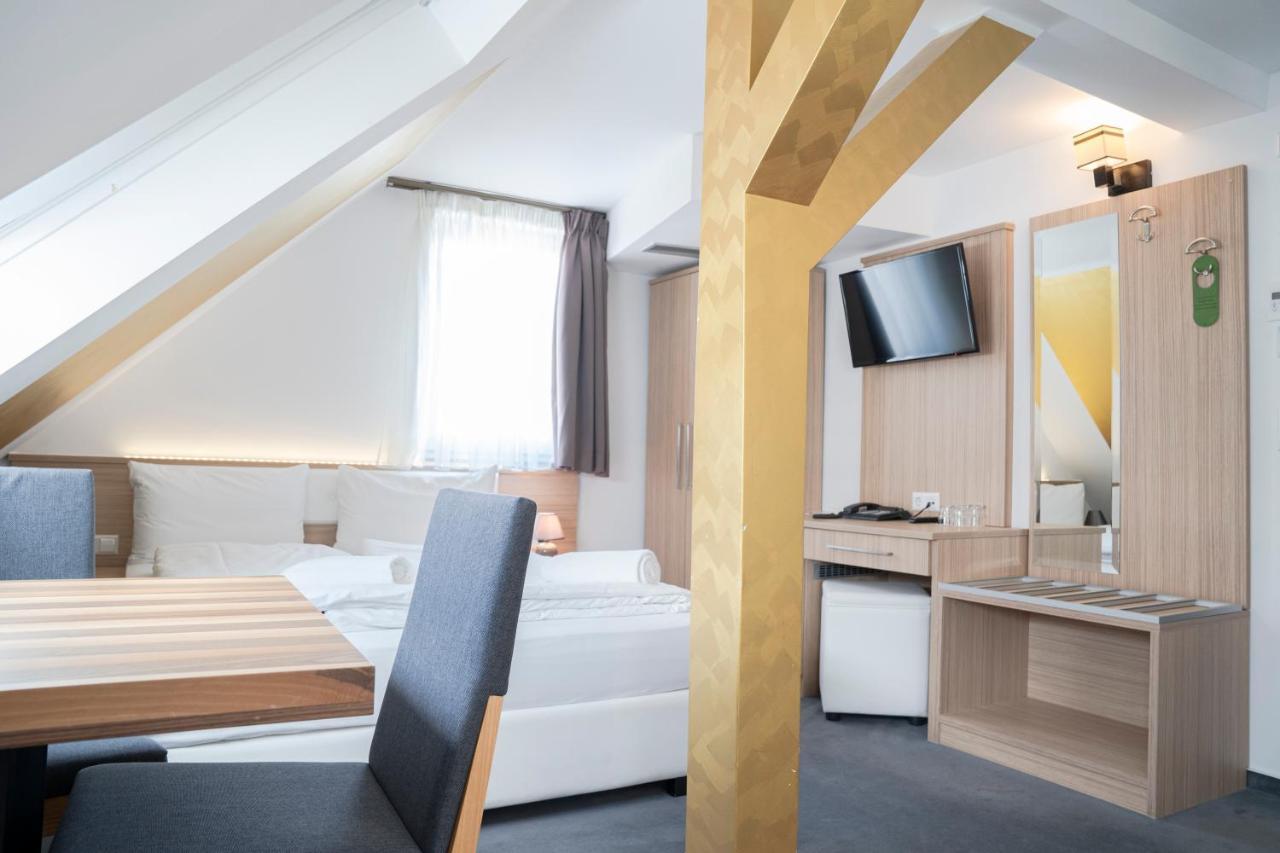 Alpha & Omega Hotel 3*