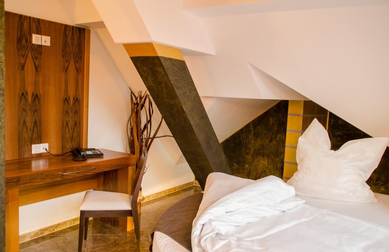 Alpha & Omega Hotel Stuttgart
